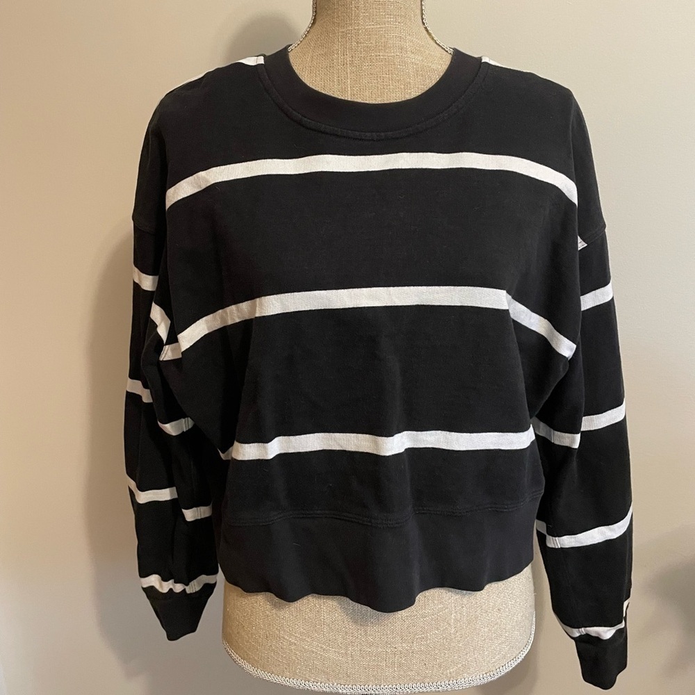 LULULEMON- Perfectly Oversized Cropped Crew *Stripe - Picture 3 of 5